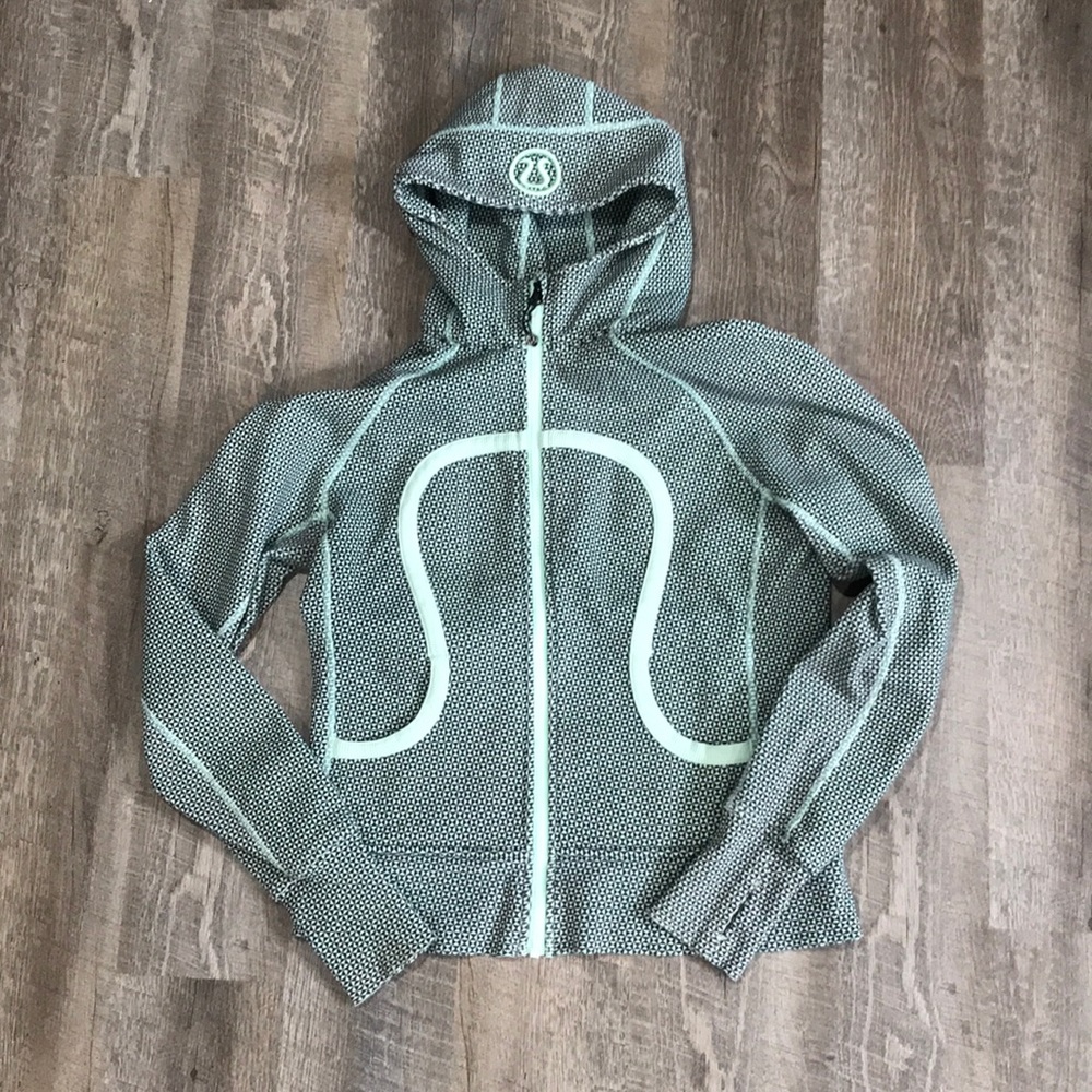 Lululemon sweater